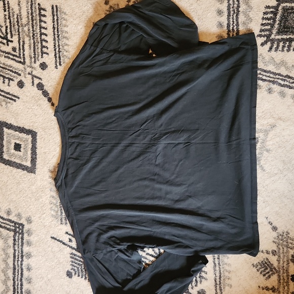 Everlane long sleeved t-shirt - Picture 4 of 4